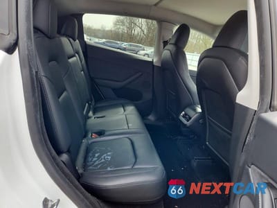 Zdjęcie 11 z 13 samochodu: 2023 TESLA MODEL Y VIN:7SAYGDEE8PA202249 - miniatura