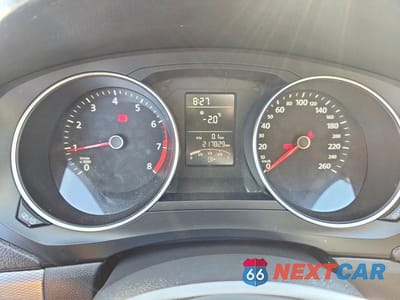 Zdjęcie 9 z 12 samochodu: 2015 VOLKSWAGEN JETTA BASE VIN:3VW1K7AJ9FM267560 - miniatura