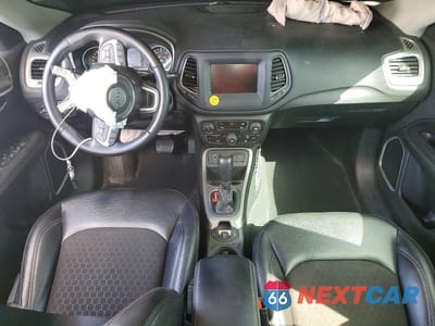 Zdjęcie 8 z 11 samochodu: 2020 JEEP COMPASS LATITUDE VIN:3C4NJCBB7LT258008 - miniatura