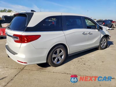 Trzecie zdjęcie samochodu z tyłu: 2020 HONDA ODYSSEY EX VIN:5FNRL6H53LB061804 - miniatura