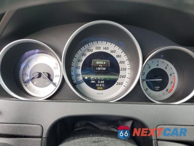 Zdjęcie 9 z 12 samochodu: 2013 MERCEDES-BENZ C300W 4MATIC 4DR VIN:WDDGF8AB6DA797677 - miniatura