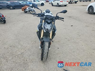 Drugie zdjęcie samochodu z przodu: 2022 BMW S 1000 R VIN:WB10E530XN6E36692 - miniatura