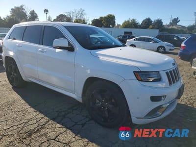 Czwarte zdjęcie samochodu z boku: 2015 JEEP GRAND CHEROKEE OVERLAND VIN:1C4RJECG0FC152927 - miniatura