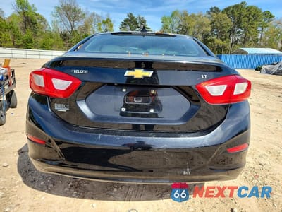 Zdjęcie 6 z 11 samochodu: 2017 CHEVROLET CRUZE LT VIN:1G1BE5SM5H7181664 - miniatura