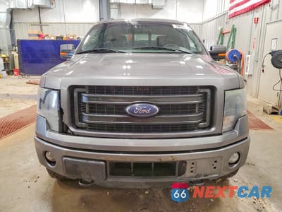 Piąte zdjęcie samochodu w środku: 2014 FORD F150 SUPERCREW VIN:1FTFW1ET2EKE13437 - miniatura