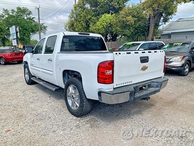 Trzecie zdjęcie samochodu z tyłu: 2013 CHEVROLET SILVERADO C1500 LT VIN:3GCPCSE07DG292435 - miniatura