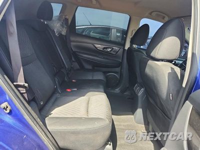 Zdjęcie 11 z 13 samochodu: 2017 NISSAN ROGUE S VIN:KNMAT2MT9HP521684 - miniatura