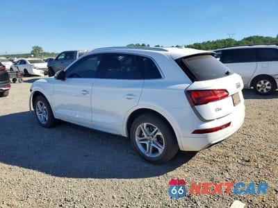 Drugie zdjęcie samochodu z przodu: 2019 AUDI Q5 PREMIUM VIN:WA1ANAFY5K2088778 - miniatura