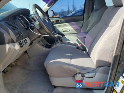 Zdjęcie 7 z 11 samochodu: 2011 TOYOTA TACOMA V6 VIN:3TMLU4EN7BM078319 - miniatura