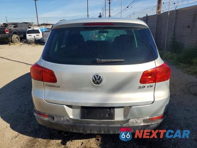 Zdjęcie 6 z 12 samochodu: 2012 VOLKSWAGEN TIGUAN S VIN:WVGAV7AX9CW544875 - miniatura