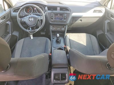 Zdjęcie 8 z 12 samochodu: 2020 VOLKSWAGEN TIGUAN S VIN:3VV1B7AX9LM059005 - miniatura