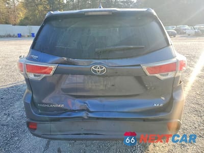 Zdjęcie 6 z 12 samochodu: 2016 TOYOTA HIGHLANDER XLE VIN:5TDKKRFH8GS133262 - miniatura