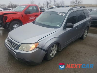 2010 SUBARU FORESTER XS JF2SH6BC3AH767762 - główne zdjęcie licytacji z USA - miniatura