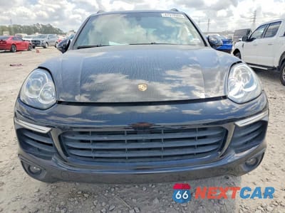 Piąte zdjęcie samochodu w środku: 2016 PORSCHE CAYENNE SE HYBRID VIN:WP1AE2A27GLA62956 - miniatura