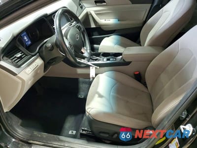 Zdjęcie 7 z 12 samochodu: 2019 HYUNDAI SONATA SEL VIN:5NPE34AF3KH782632 - miniatura