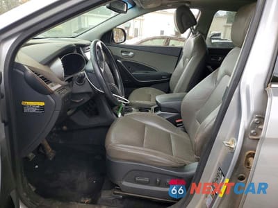 Zdjęcie 7 z 11 samochodu: 2018 HYUNDAI SANTA FE SE ULTIMATE VIN:KM8SR4HF2JU283831 - miniatura