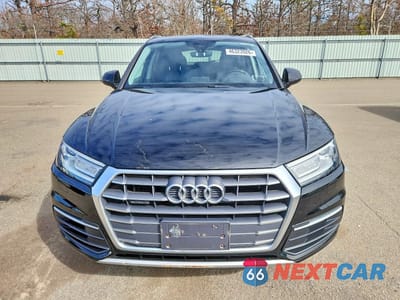 Piąte zdjęcie samochodu w środku: 2018 AUDI Q5 PREMIUM VIN:WA1ANAFY0J2008804 - miniatura