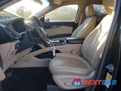 Zdjęcie 7 z 12 samochodu: 2020 LINCOLN NAUTILUS RESERVE VIN:2LMPJ8KP7LBL05826 - miniatura