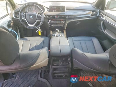 Zdjęcie 8 z 14 samochodu: 2018 BMW X5 XDRIVE35I VIN:5UXKR0C56J0X95786 - miniatura