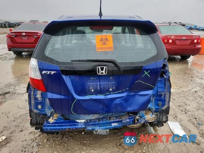 Zdjęcie 6 z 11 samochodu: 2010 HONDA FIT SPORT VIN:JHMGE8H48AS023312 - miniatura