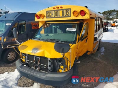 Drugie zdjęcie samochodu z przodu: 2012 CHEVROLET EXPRESS G3500 VIN:1GB3G3BG3C1175687 - miniatura