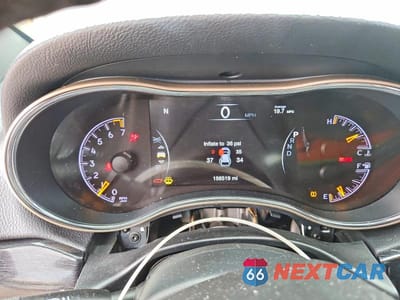 Zdjęcie 9 z 14 samochodu: 2016 JEEP GRAND CHEROKEE LAREDO VIN:1C4RJFAG0GC420871 - miniatura