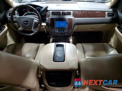 Zdjęcie 8 z 12 samochodu: 2009 GMC YUKON XL DENALI VIN:1GKFK06289R195615 - miniatura