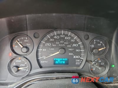 Zdjęcie 9 z 13 samochodu: 2004 CHEVROLET EXPRESS G3500 VIN:1GAHG39U241212459 - miniatura