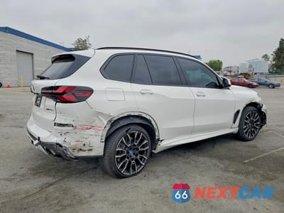 Trzecie zdjęcie samochodu z tyłu: 2025 BMW X5 XDRIVE50E VIN:5UX43EU01S9Y60695 - miniatura
