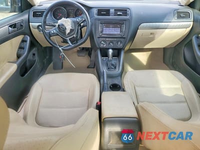 Zdjęcie 8 z 11 samochodu: 2015 VOLKSWAGEN JETTA SE VIN:3VWD17AJ0FM329234 - miniatura