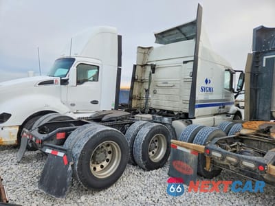 Czwarte zdjęcie samochodu z boku: 2025 VOLVO VNR SEMI TRUCK VIN:4V4WC9EHXSN677443 - miniatura