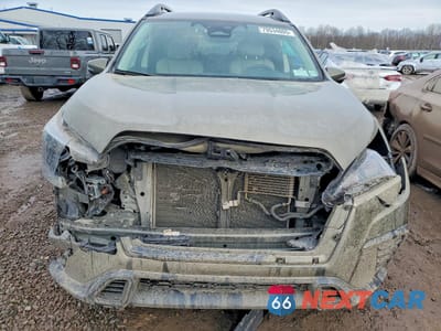 Piąte zdjęcie samochodu w środku: 2023 SUBARU ASCENT PREMIUM VIN:4S4WMAED1P3455282 - miniatura