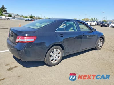 Trzecie zdjęcie samochodu z tyłu: 2011 TOYOTA CAMRY LE VIN:4T1BF3EK6BU184600 - miniatura