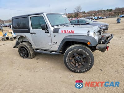 Czwarte zdjęcie samochodu z boku: 2008 JEEP WRANGLER X VIN:1J4FA24118L544775 - miniatura