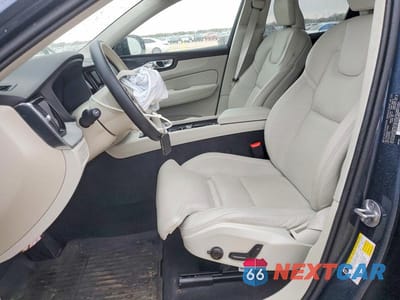 Zdjęcie 7 z 12 samochodu: 2025 VOLVO XC60 ULTRA VIN:YV4H60RM7S1164928 - miniatura