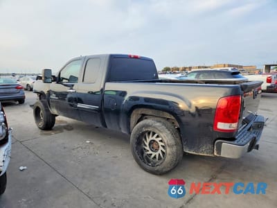 Drugie zdjęcie samochodu z przodu: 2009 GMC SIERRA C1500 SLE VIN:2GTEC290591121331 - miniatura