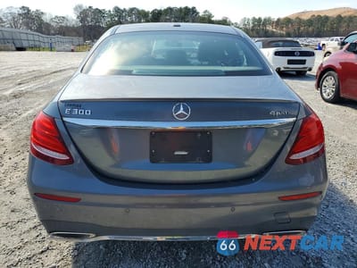 Zdjęcie 6 z 11 samochodu: 2017 MERCEDES-BENZ E 300 4MATIC VIN:WDDZF4KBXHA030890 - miniatura
