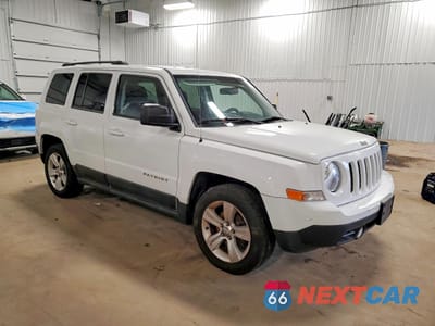 Czwarte zdjęcie samochodu z boku: 2011 JEEP PATRIOT SPORT VIN:1J4NT1GA9BD132326 - miniatura