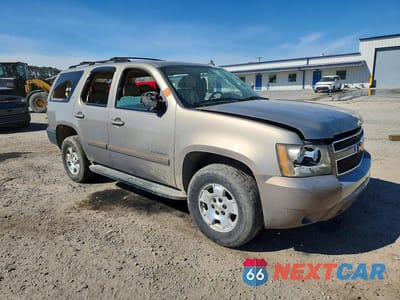 Czwarte zdjęcie samochodu z boku: 2007 CHEVROLET TAHOE K1500 VIN:1GNFK13067J247752 - miniatura