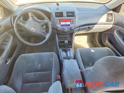 Zdjęcie 8 z 12 samochodu: 2007 HONDA ACCORD LX VIN:3HGCM56447G711779 - miniatura