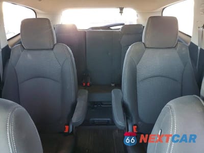 Zdjęcie 10 z 12 samochodu: 2015 CHEVROLET TRAVERSE LT VIN:1GNKRHKD1FJ127332 - miniatura