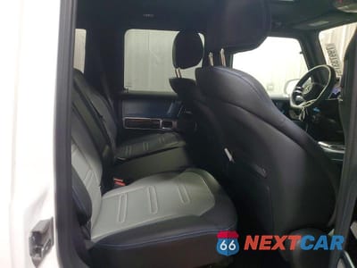 Zdjęcie 10 z 11 samochodu: 2025 MERCEDES-BENZ G 580E VIN:W1NWM0AB6SX030959 - miniatura
