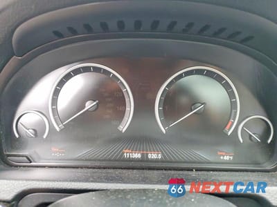 Zdjęcie 9 z 11 samochodu: 2013 BMW 550 IGT VIN:WBASN0C51DDW92685 - miniatura