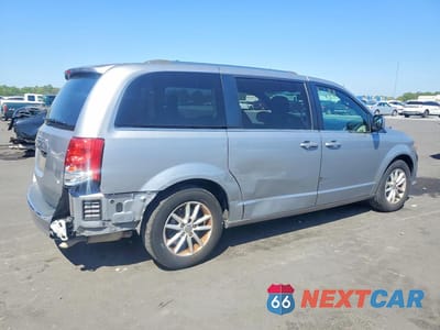 Trzecie zdjęcie samochodu z tyłu: 2019 DODGE GRAND CARAVAN SXT VIN:2C4RDGCG0KR754876 - miniatura