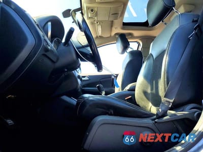 Zdjęcie 7 z 13 samochodu: 2018 DODGE JOURNEY CROSSROAD VIN:3C4PDCGG7JT499049 - miniatura