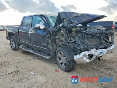 Czwarte zdjęcie samochodu z boku: 2017 CHEVROLET SILVERADO C1500 LTZ VIN:3GCPCSEC1HG377089 - miniatura