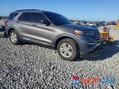 Czwarte zdjęcie samochodu z boku: 2023 FORD EXPLORER XLT VIN:1FMSK7DH7PGB77041 - miniatura