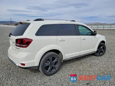 Trzecie zdjęcie samochodu z tyłu: 2018 DODGE JOURNEY CROSSROAD VIN:3C4PDDGG2JT516782 - miniatura
