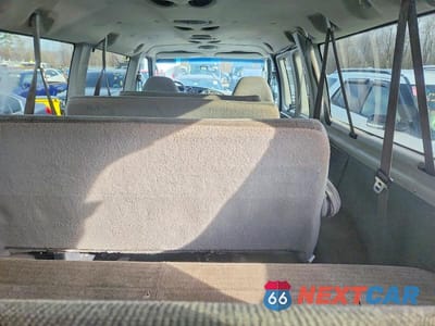 Zdjęcie 10 z 13 samochodu: 2004 FORD ECONOLINE E350 SUPER DUTY WAGON VIN:1FBSS31L34HB02174 - miniatura