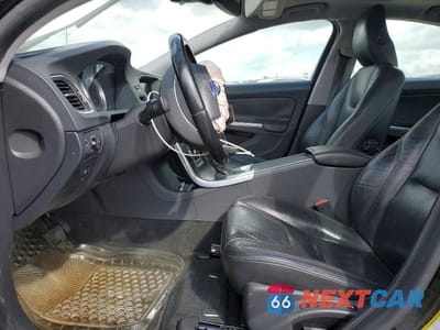 Zdjęcie 7 z 11 samochodu: 2013 VOLVO S60 T5 VIN:YV1612FS2D1228815 - miniatura